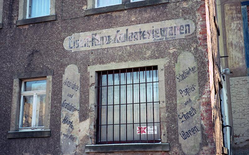 Taubenheim, 31.10.1995 (1).jpg - Eisen- ... Galanteriewaren Oswald Bucher